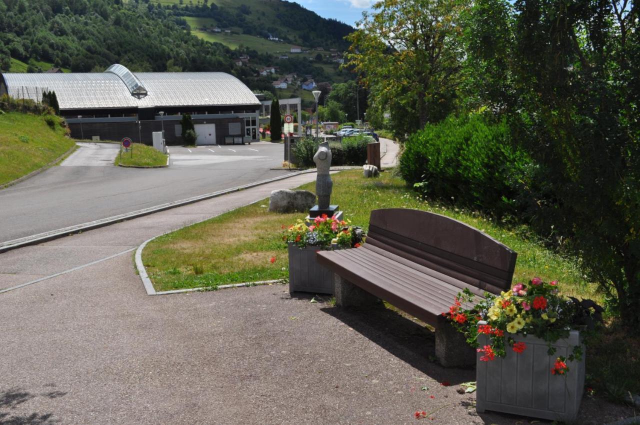 Cosy Appartement La Bresse Centre Ville Luaran gambar