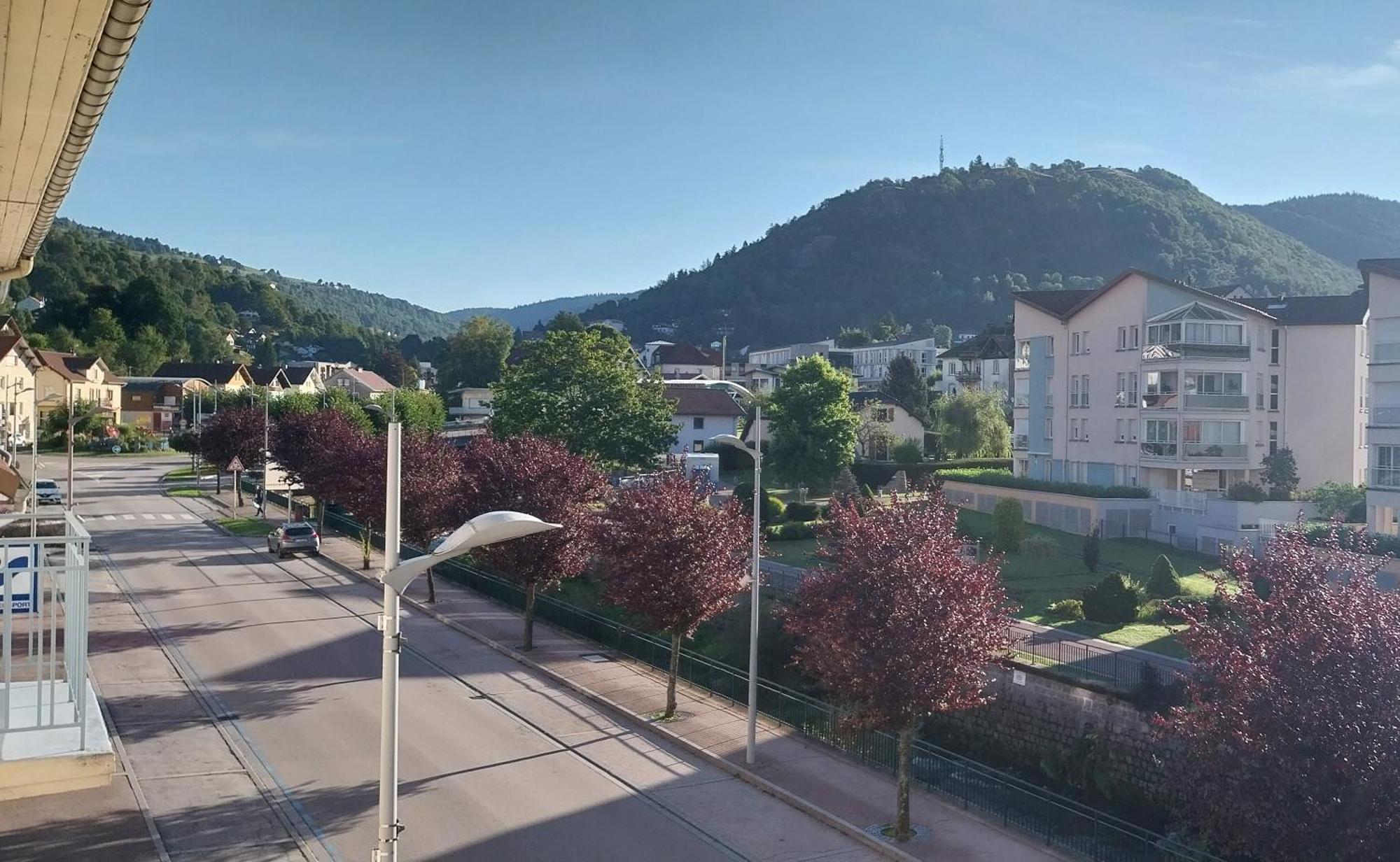 Cosy Appartement La Bresse Centre Ville Luaran gambar